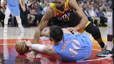 Gobert y Butler guían a Jazz a paliza 121-92 ante Clippers
