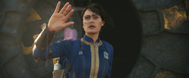 En esta imagen proporcionada por Prime Video, Ella Purnell en una escena de Fallout. (Prime Video via AP)