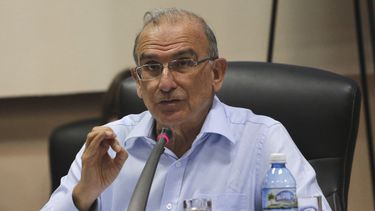 Colombia y FARC solicitan misión para monitorear cese fuego