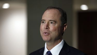 Demócratas negocian con el FBI para publicar memorándum