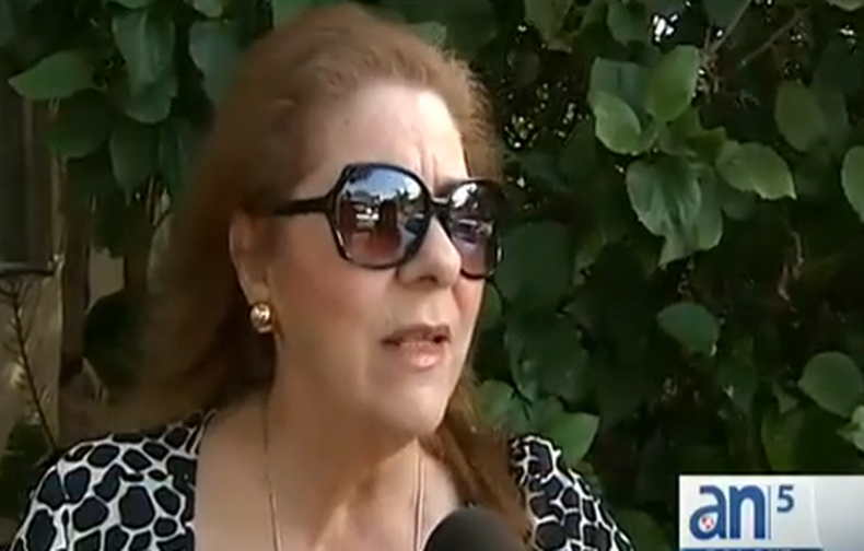 "Ella es inocente hasta que un jurado diga lo contrario. Pido hablar con mi hija que esta enferma. Los abogados dicen que esta mal", madre de Ana Alliegro