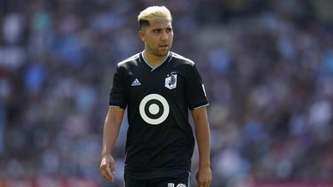 ARCHIVO - El volante Emanuel Reynoso (10) del Minnesota United durante el partido contra Portland Timbers en la MLS, el 30 de julio de 2022, en Saint Paul, Minnesota. (AP Foto/Abbie Parr)