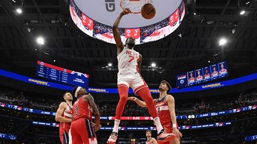 Sin Irving por castigo, Nets apalean 128-86 a Wizards