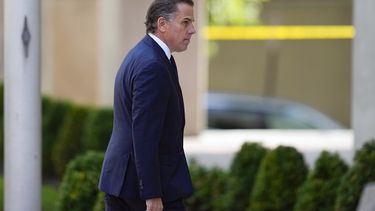 ARCHIVO - Hunter Biden, hijo del presidente estadounidense Joe Biden, llega a una comparecencia en un tribunal el miércoles 26 de julio de 2023, en Wilmington, Delaware. (AP Foto/Julio Cortez, archivo)