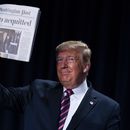 Trump descarga su furia contra los que intentan destituirlo