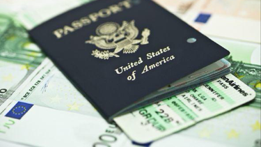 cuba insinua que podria permitir entrada a la isla con pasaporte extranjero