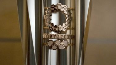 Alza en contagios frena exhibición de antorchas olímpicas