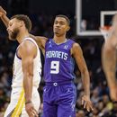Hornets arruinan de nuevo regreso de Curry a casa