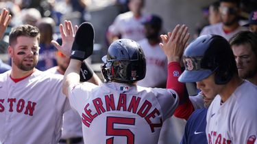 Hit de Devers encamina victoria de Medias Rojas ante Tigres