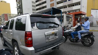 se agrava la pugna entre asambleas rivales en venezuela
