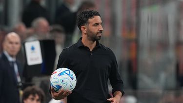 El técnico del AC Milan Ruben Amorim durante el partido contra Lecce en la Serie A, el domingo 20 de septiembre de 2026, Milán. (AP Foto/Antonio Calanni)