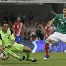 Costa Rica apuesta a jugadores locales para buscar repechaje