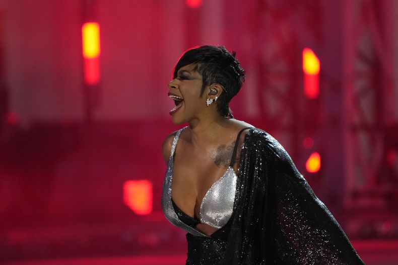 Fantasia durante su presentación en el concierto Live From Detroit: The Concert at Michigan Central el jueves 6 de junio de 2024 en Detroit. (Foto AP/Carlos Osorio