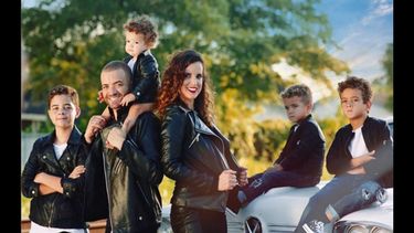 Nacho junto a su ex y sus hijos. (Cortesía)&nbsp;
