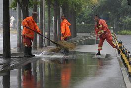 china: 7 personas mueren en torrente crecido por las lluvias