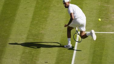 Djokovic doma a Kyrgios para su 7mo título Wimbledon