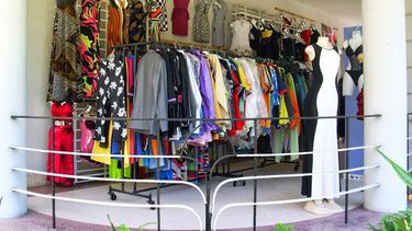 Mireya y la tragedia de vestirse en Cuba