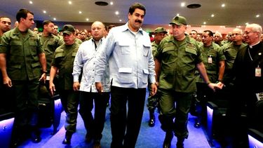 americateve | A través de la Asamblea Nacional venezolana, se aprobó 500 millones de bolívares para que la constructora castrense amplíe la Universidad Militar, que atiende a 2.000 cadetes por período académico.