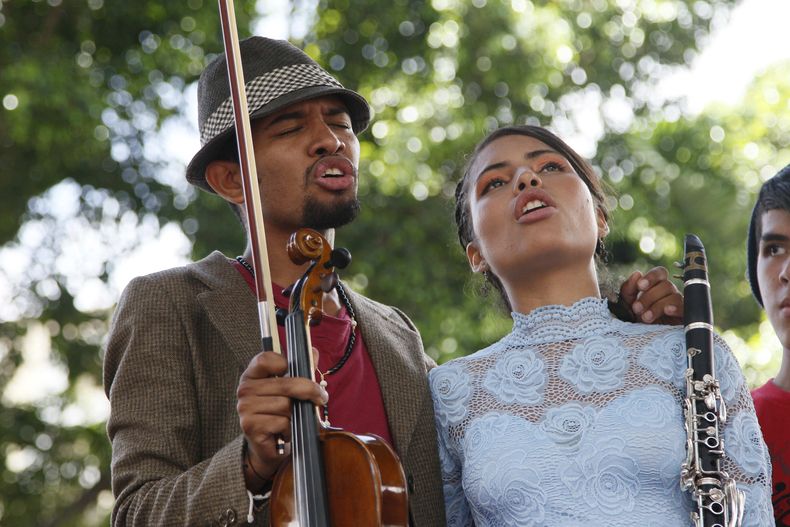 AMS-GEN_VENEZUELA-CRISIS_POLITICA-VIOLINISTA-1.jpg