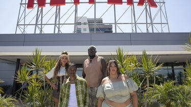 Aalith Rose Larsen, de izquierda a derecha, Cameron Goode, Donzell Taggart y Katherine Reorder de SZN4 posan para un retrato para promocionar Building the Band el miércoles 16 de julio de 2025, en Los Ángeles. (Foto Rebecca Cabage/Invision/AP)