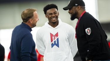 Steelers buscan quarterback con el factor x
