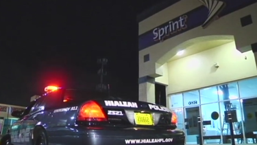 roban en una tienda de telefonos celulares en hialeah gardens