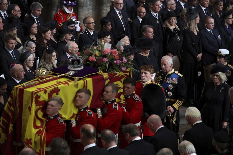 EUR-GEN GBRETAÑA-REINA-FUNERAL-CIFRAS