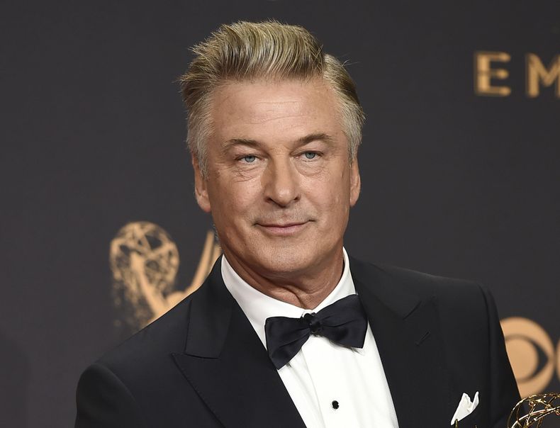 ALEC_BALDWIN_MUERTE_EN_EL_SET_23110736826345.jpg