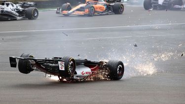 piloto de alfa romeo consciente tras accidente que detiene gran premio de gran bretana