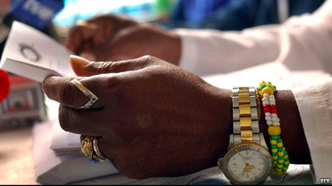 santeros cubanos predicen un ano de crisis migratorias