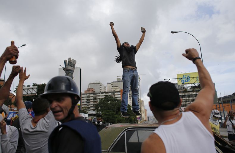 AMS-GEN_VENEZUELA-CRISIS_POLITICA-1.jpg