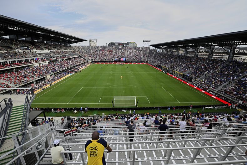 Vista del estadio Audi Field durante el primer tiempo del partido entre RB Salzburgo y Al Hilal en el Mundial de Clubes, el domingo 22 de junio de 2025. (AP Foto/Nick Wass)