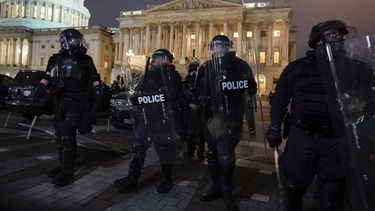 El líder republicano en el Senado reanuda la sesión con la voluntad de ratificar a Biden como próximo presidente