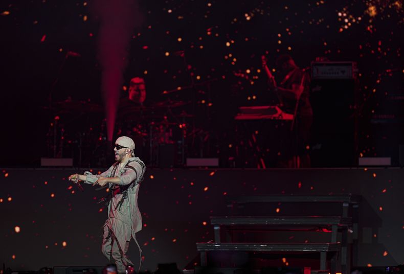 ESP-MUS WISIN & YANDEL