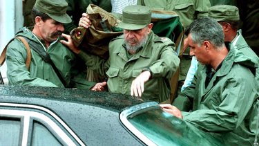 desmantelan casa de fidel castro y despiden a la escolta