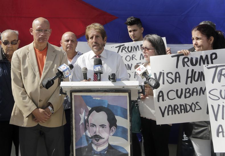 AMN-INM_EEUU-MEXICO-CUBANOS-3.jpg
