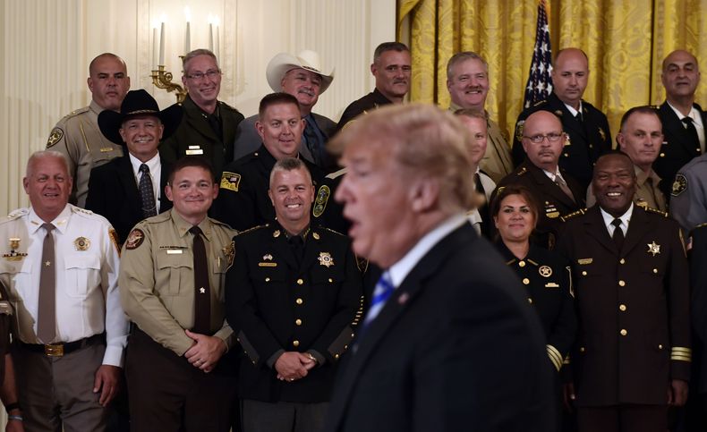 AMN-GEN_TRUMP-RESISTENCIA-0.jpg
