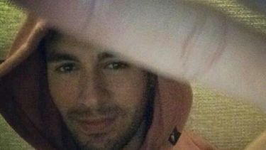 americateve | Enrique Iglesias tiene muy buenos movimientos de cadera y lo demostró este viernes en la noche, durante un concierto de la gira Enrique Iglesias & Pitbull.