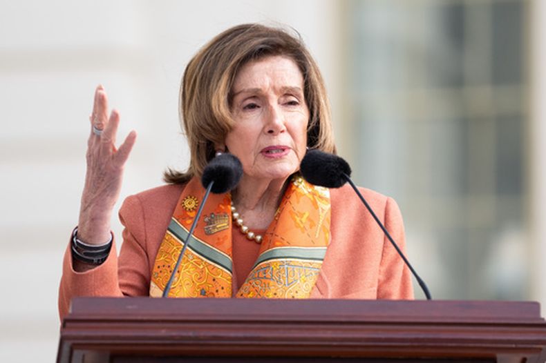 La representante demócrata por California Nancy Pelosi en Washington el 25 de marzo del 2026. (AP foto/Allison Robbert)