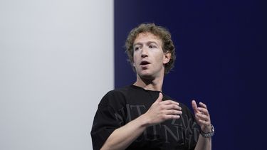 ARCHIVO - Mark Zuckerberg habla sobre los lentes Orion AR durante la conferencia Meta Connect el 25 de septiembre de 2024, en Menlo Park, California. (AP Foto/Godofredo A. Vásquez, archivo)