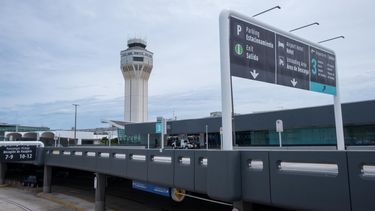 casi la mitad de los viajeros han llegado a puerto rico sin la prueba de covid-19 pese a orden ejecutiva