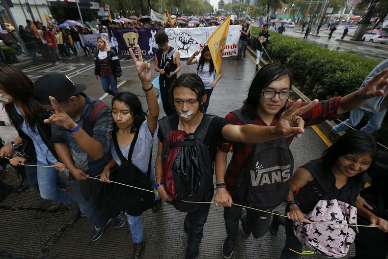 AMN-GEN_MEXICO-ESTUDIANTES-0.jpg