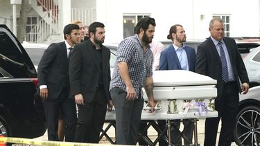 sepultan en mismo ataud a hermanas muertas en derrumbe