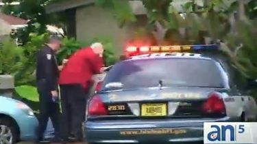 americateve | Una  pelea doméstica en Hialeah dejó a una mujer apuñalada por su propia suegra.