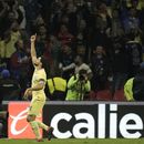 Henry Martín del América celebra tras anotar el primer gol de su equipo ante Pumas en la Liga MX, el sábado 22 de abril de 2023. (AP Foto/Moisés Castillo)