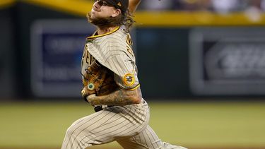 Clevinger domina a los Diamondbacks en triunfo de Padres