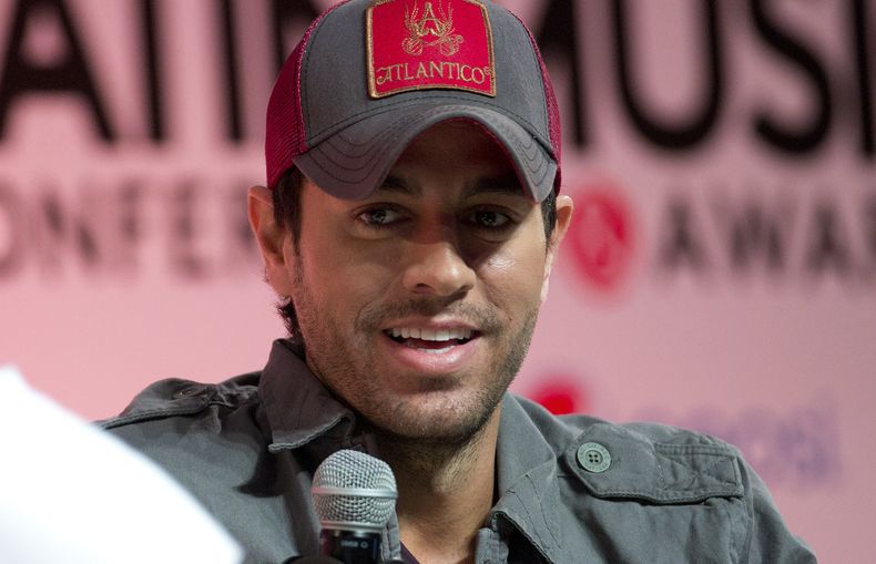 ESP-CEL_ENRIQUE_IGLESIAS-1.jpg