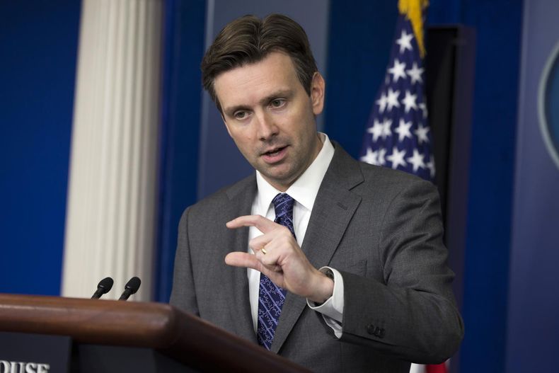 Josh Earnest, portavoz de la Casa Blanca.
