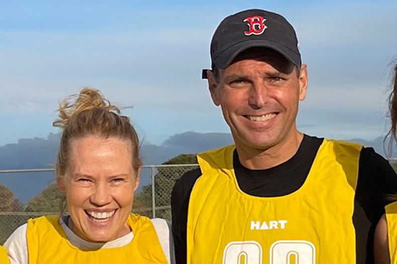 Daniel Duggan y su esposa Saffrine en Australia. Foto sin fecha, cortesía de Saffrine Duggan. (Saffrine Duggan via AP)