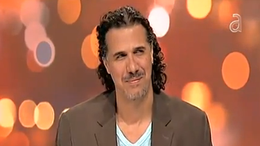 americateve | Repite en Facebook que le gustaría que en Cuba se permita elegir al presidente por voto directo, que se acabe el bloqueo y el auto bloqueo, y que liberen a los cinco héroes (espías presos en Estados Unidos).